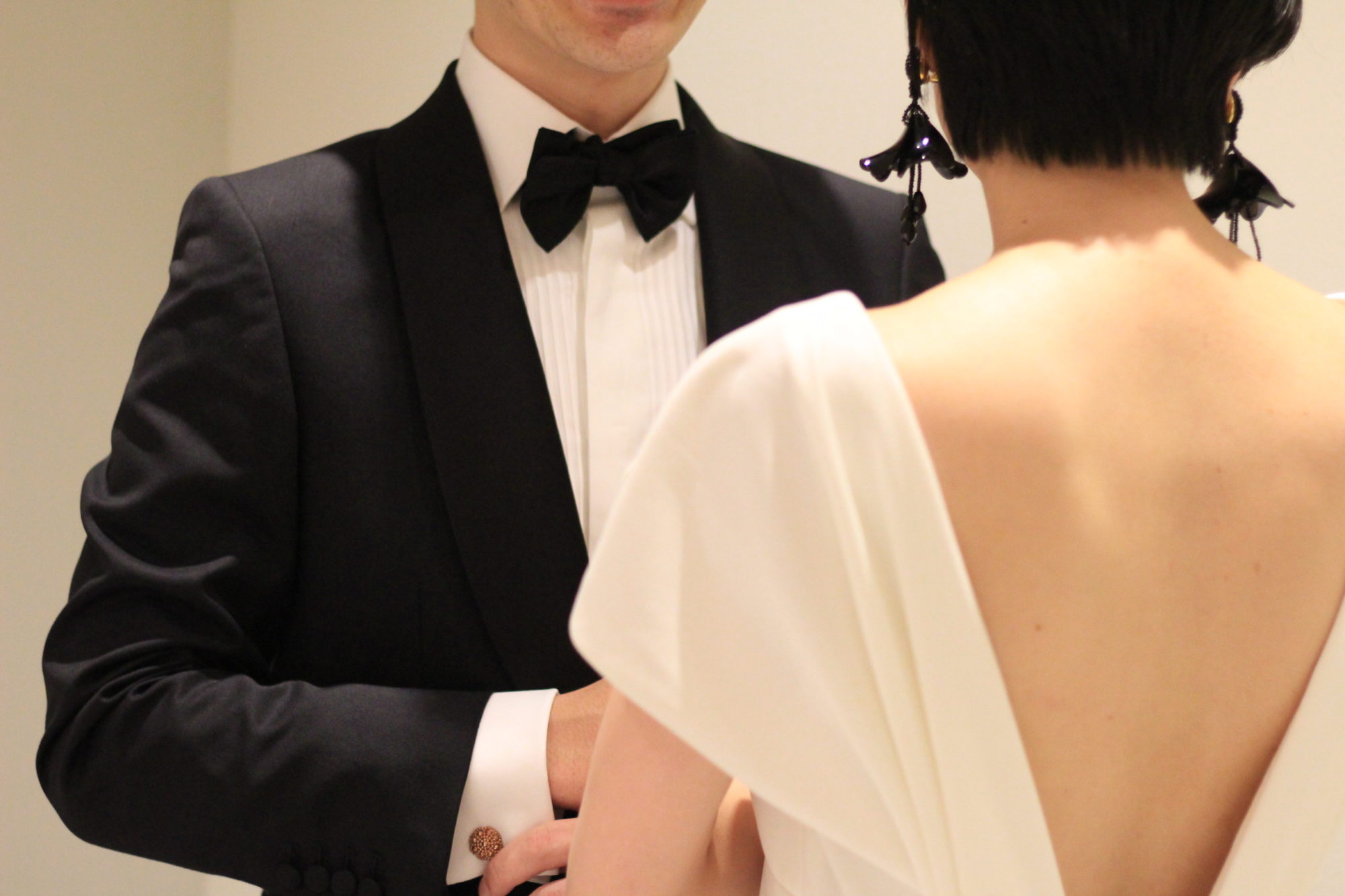 タキシードに合わせるドレスシャツ